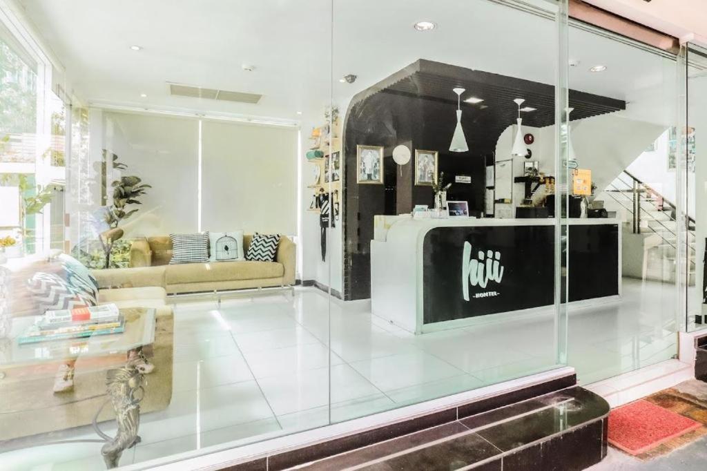 Go Inn Thonglor 23 โกอินน์ ทองหล่อ 23 X Bangkok Exterior photo
